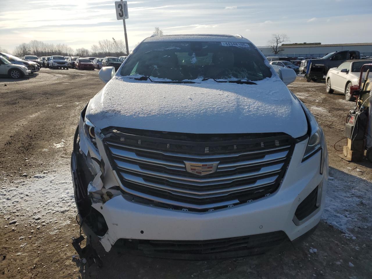 2017 CADILLAC XT5