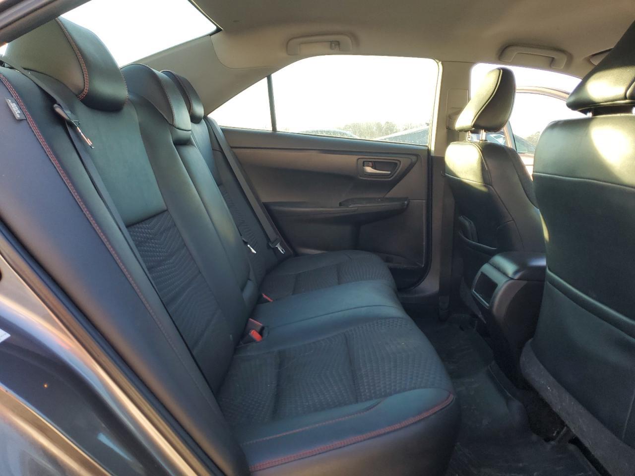 2015 TOYOTA CAMRY
