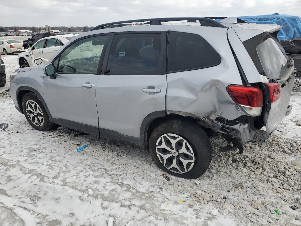 2021 SUBARU FORESTER