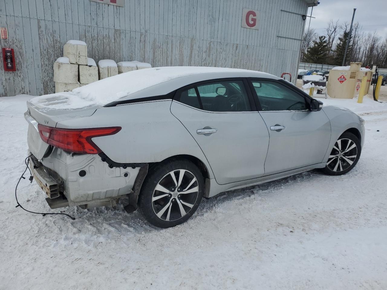 2017 NISSAN Maxima