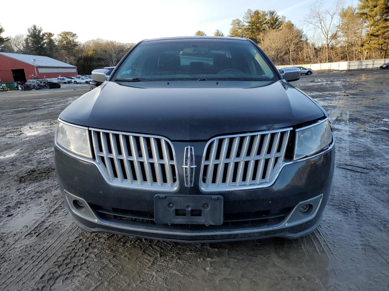 2012 LINCOLN MKZ