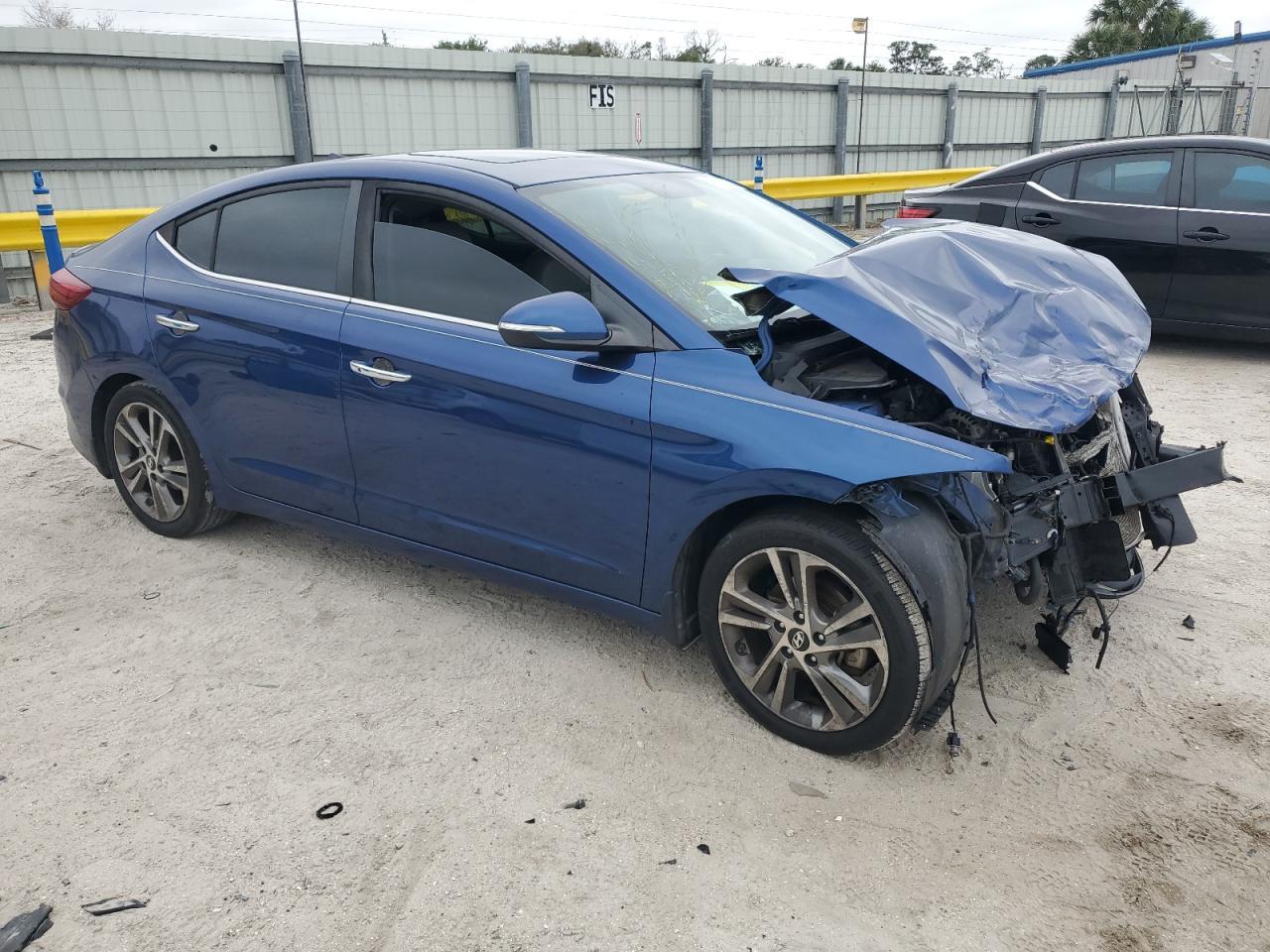 2017 HYUNDAI ELANTRA
