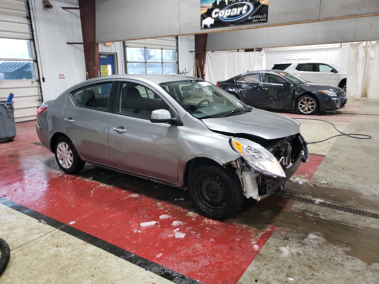 2012 NISSAN VERSA