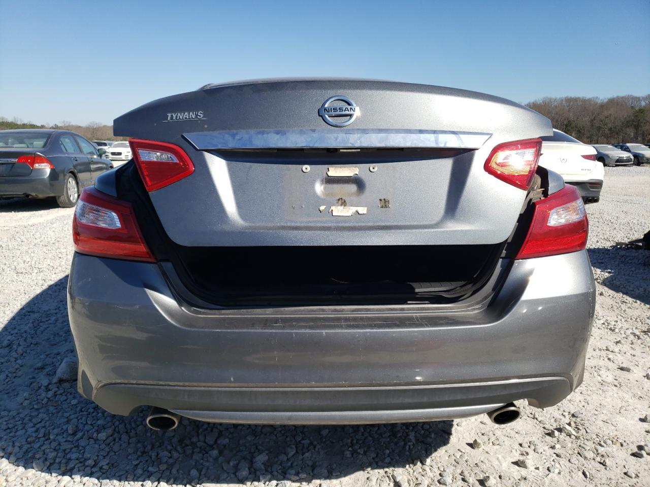 2017 NISSAN ALTIMA