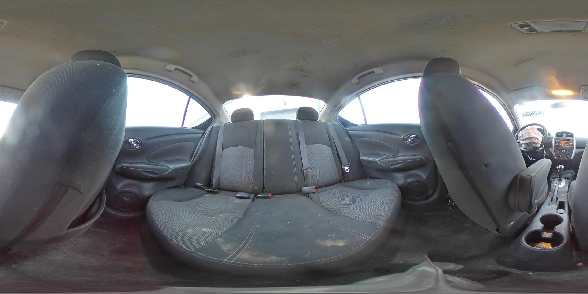 2017 NISSAN VERSA