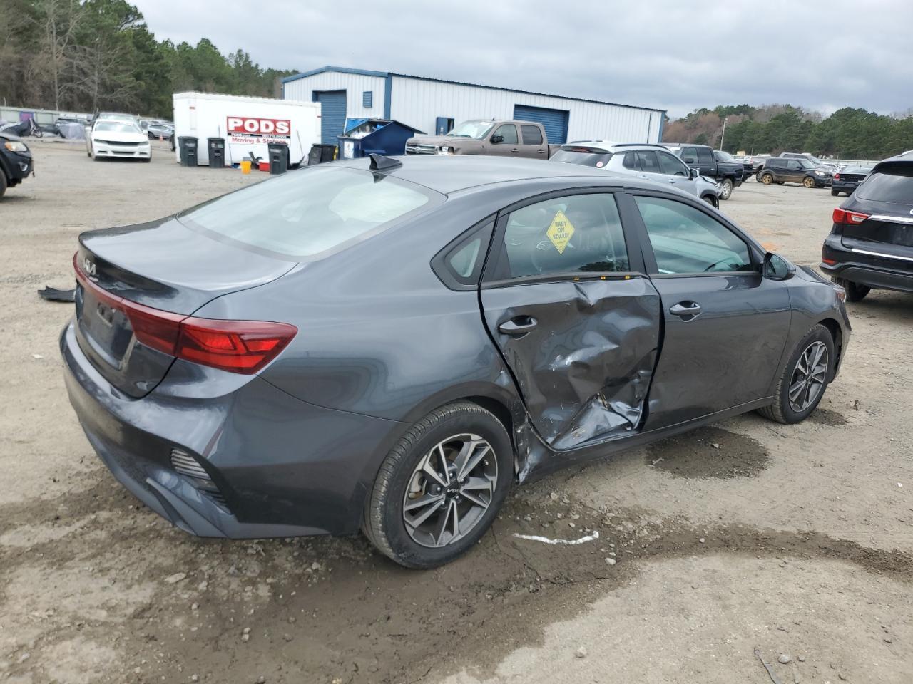 2023 KIA FORTE