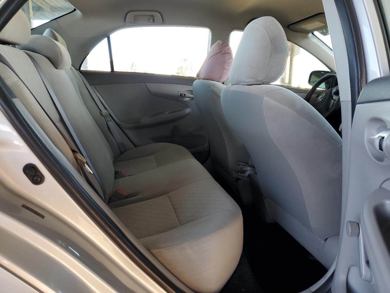 2010 TOYOTA COROLLA
