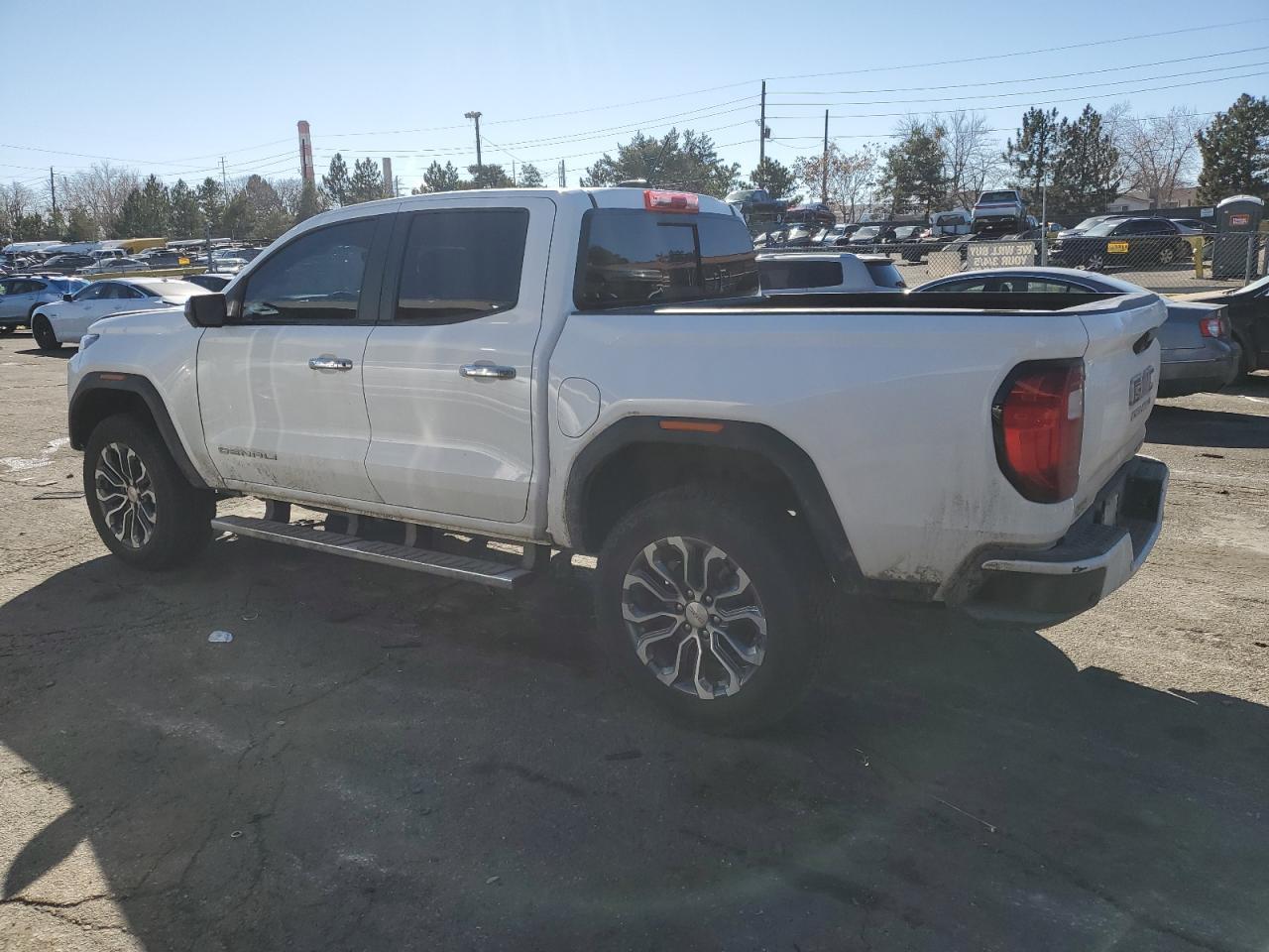 2024 GMC CANYON