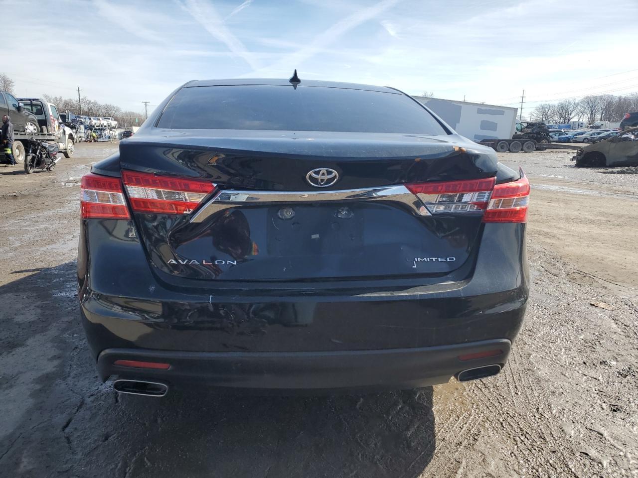 2014 TOYOTA Avalon