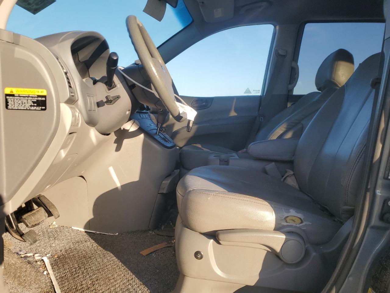 2007 KIA SEDONA