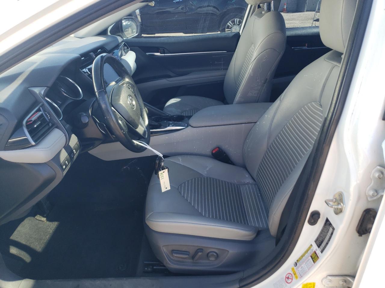 2019 TOYOTA CAMRY
