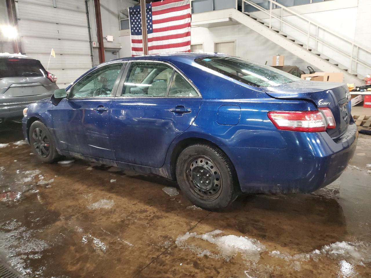 2010 TOYOTA CAMRY