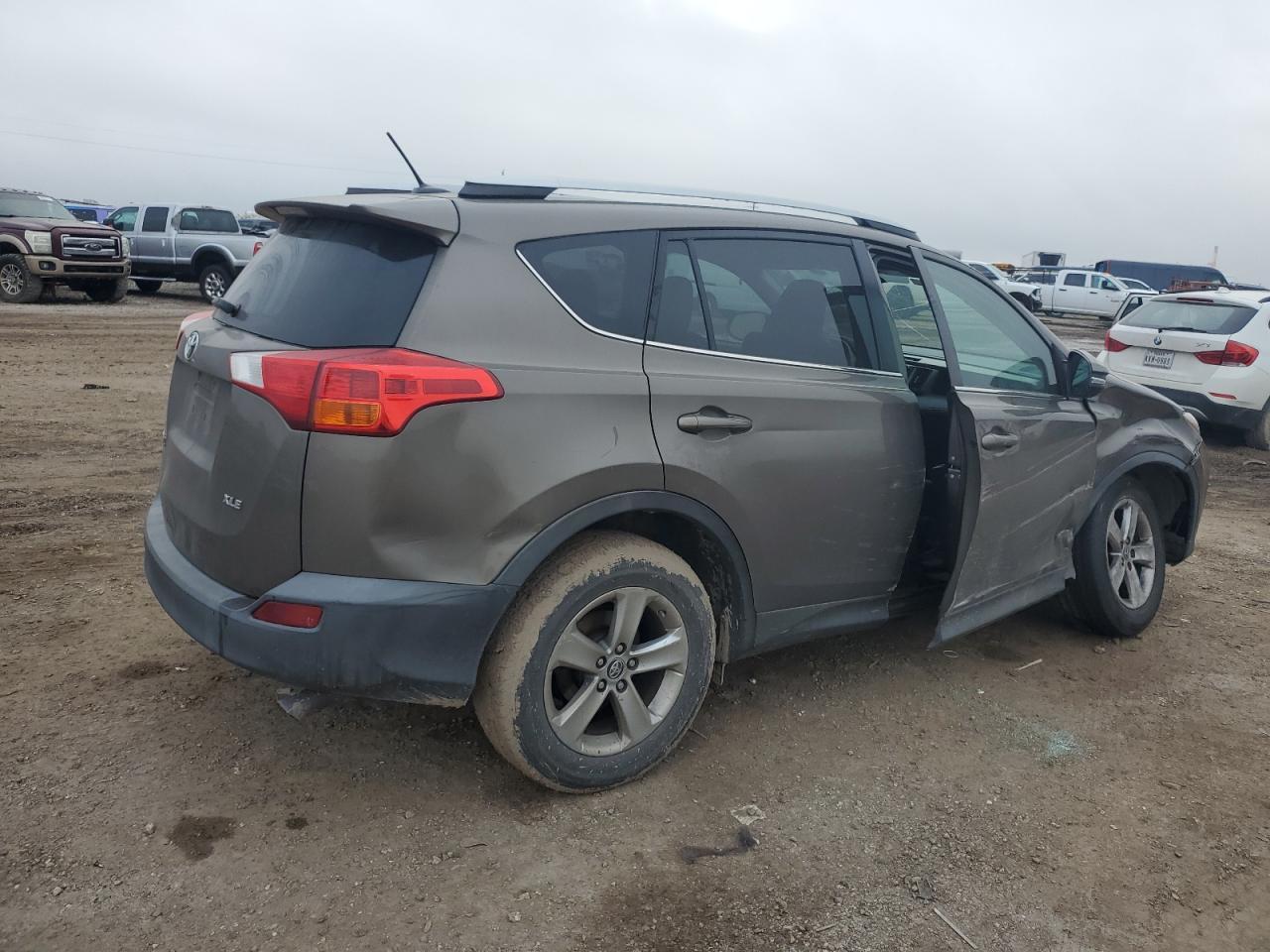 2015 TOYOTA RAV4