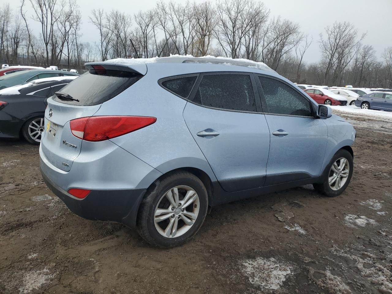 2010 HYUNDAI TUCSON