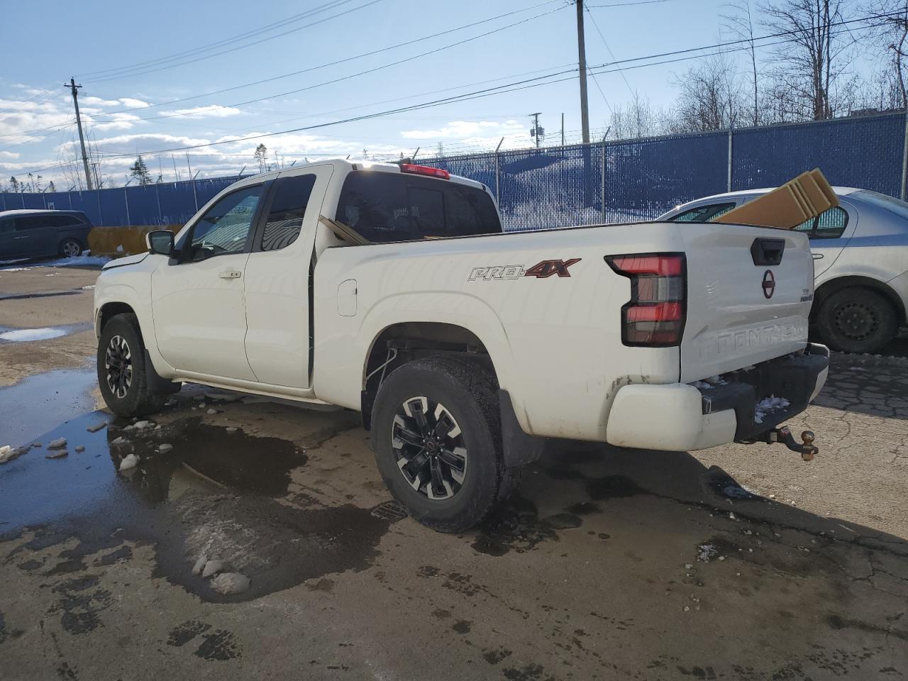 2022 NISSAN Frontier