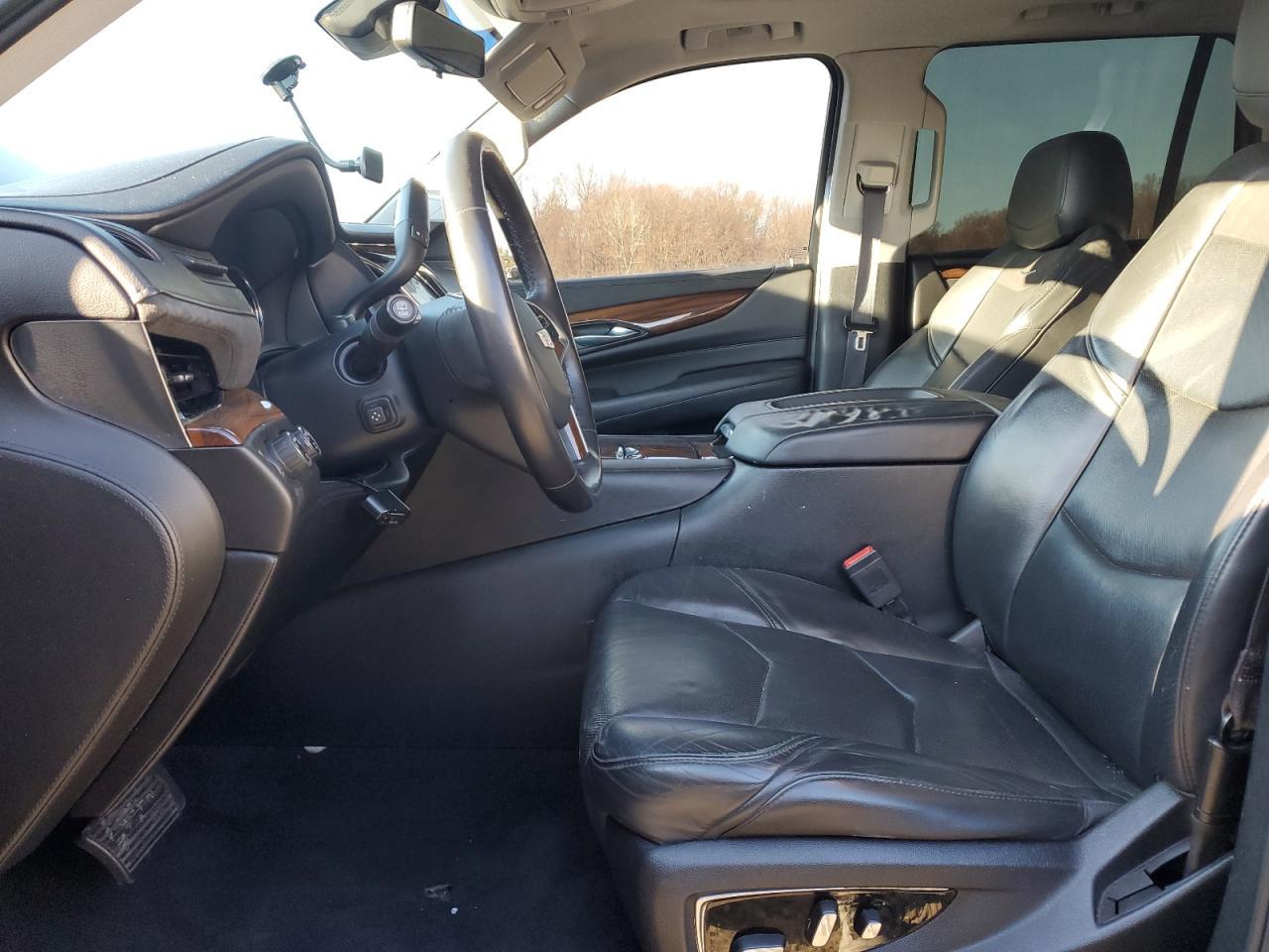 2017 CADILLAC ESCALADE