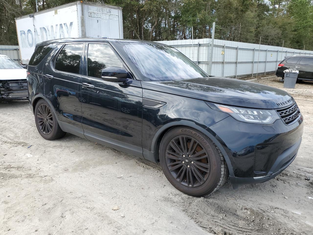 2017 LAND ROVER Discovery