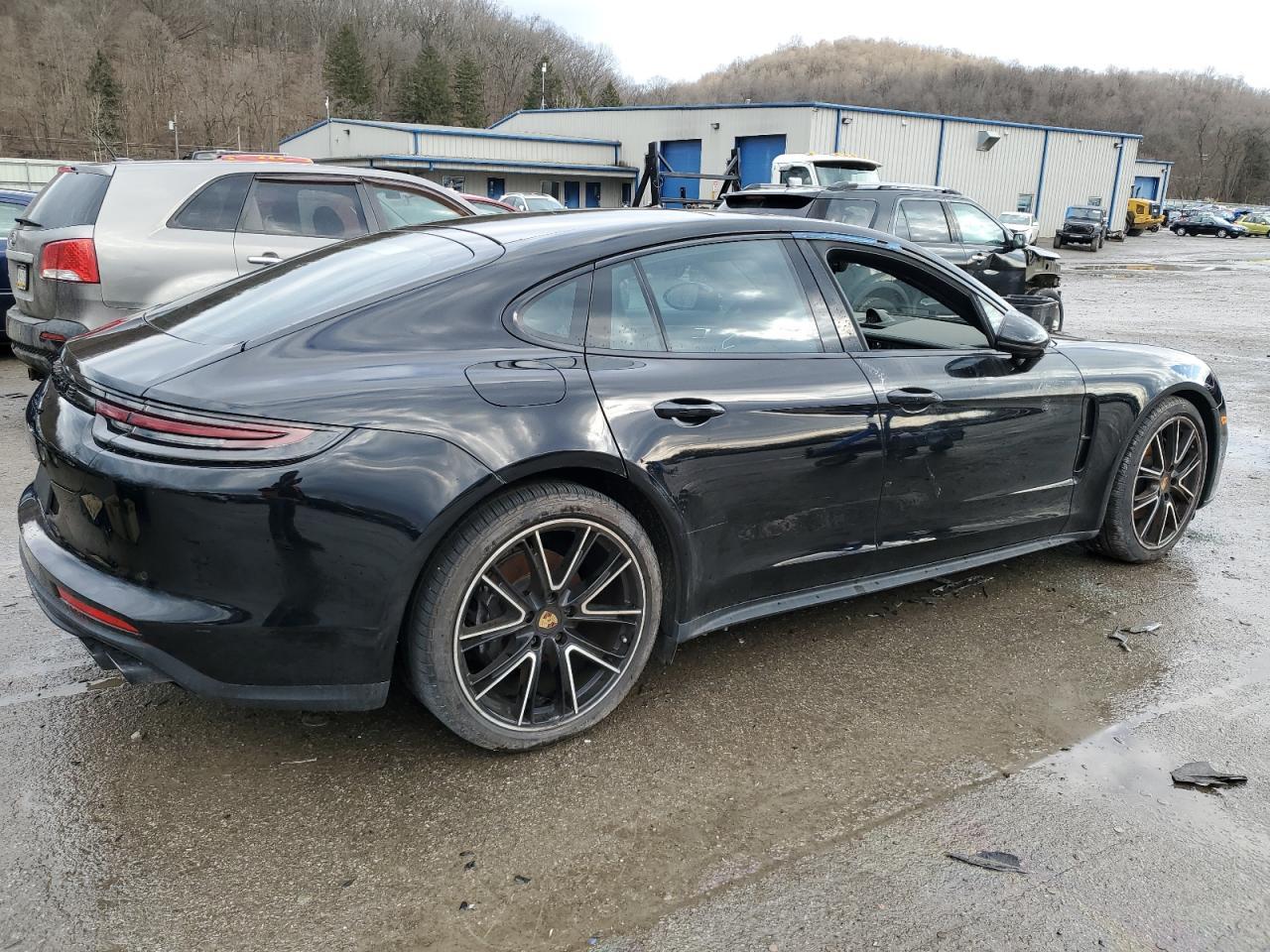 2020 PORSCHE Panamera