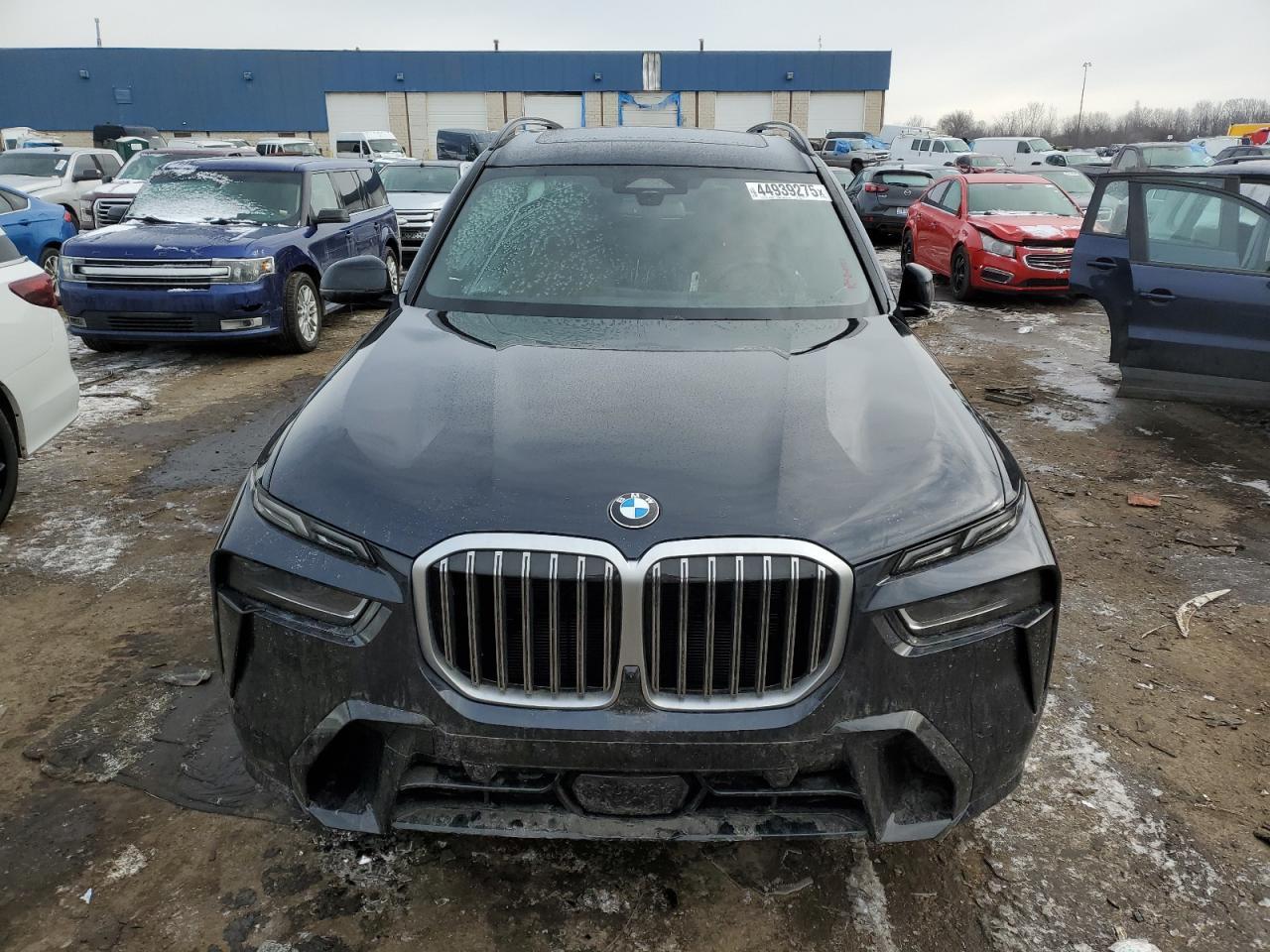 2025 BMW X7