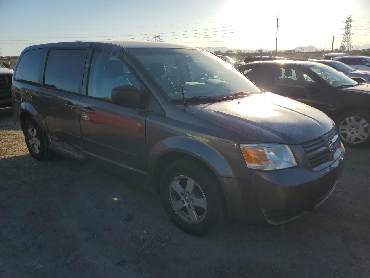2010 DODGE CARAVAN