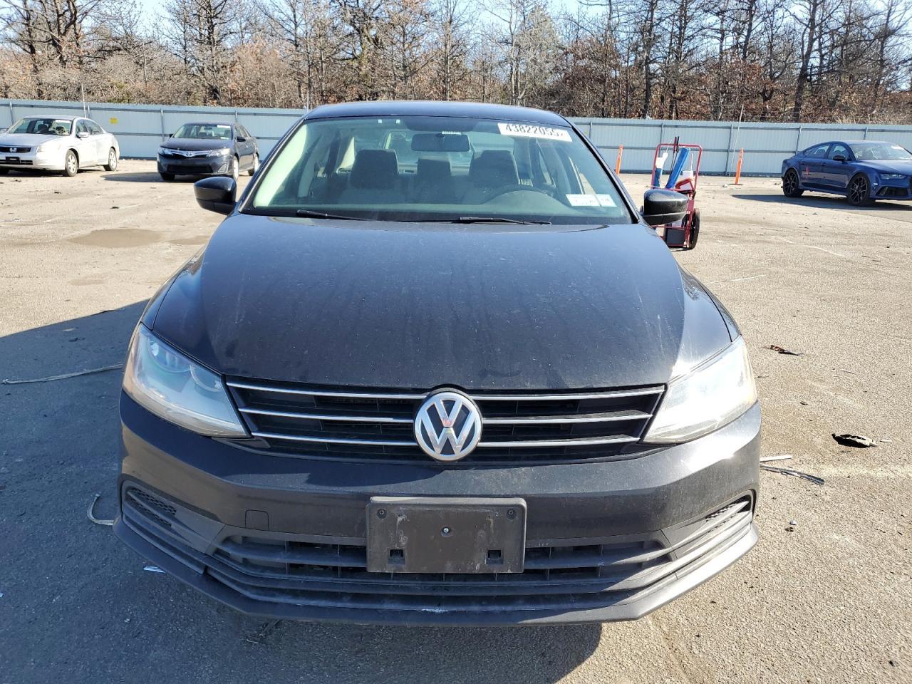 2017 VOLKSWAGEN JETTA