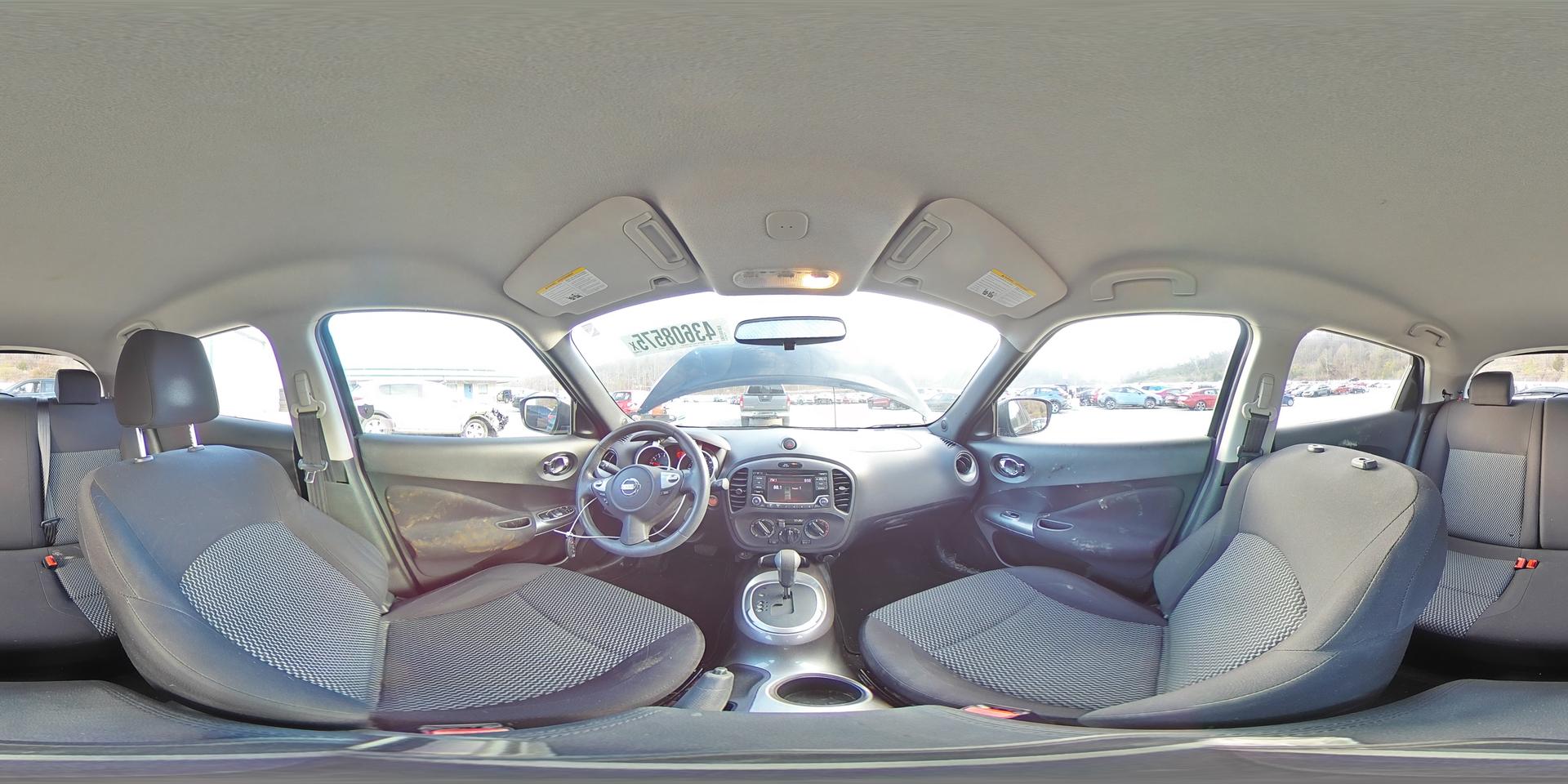2015 NISSAN Juke