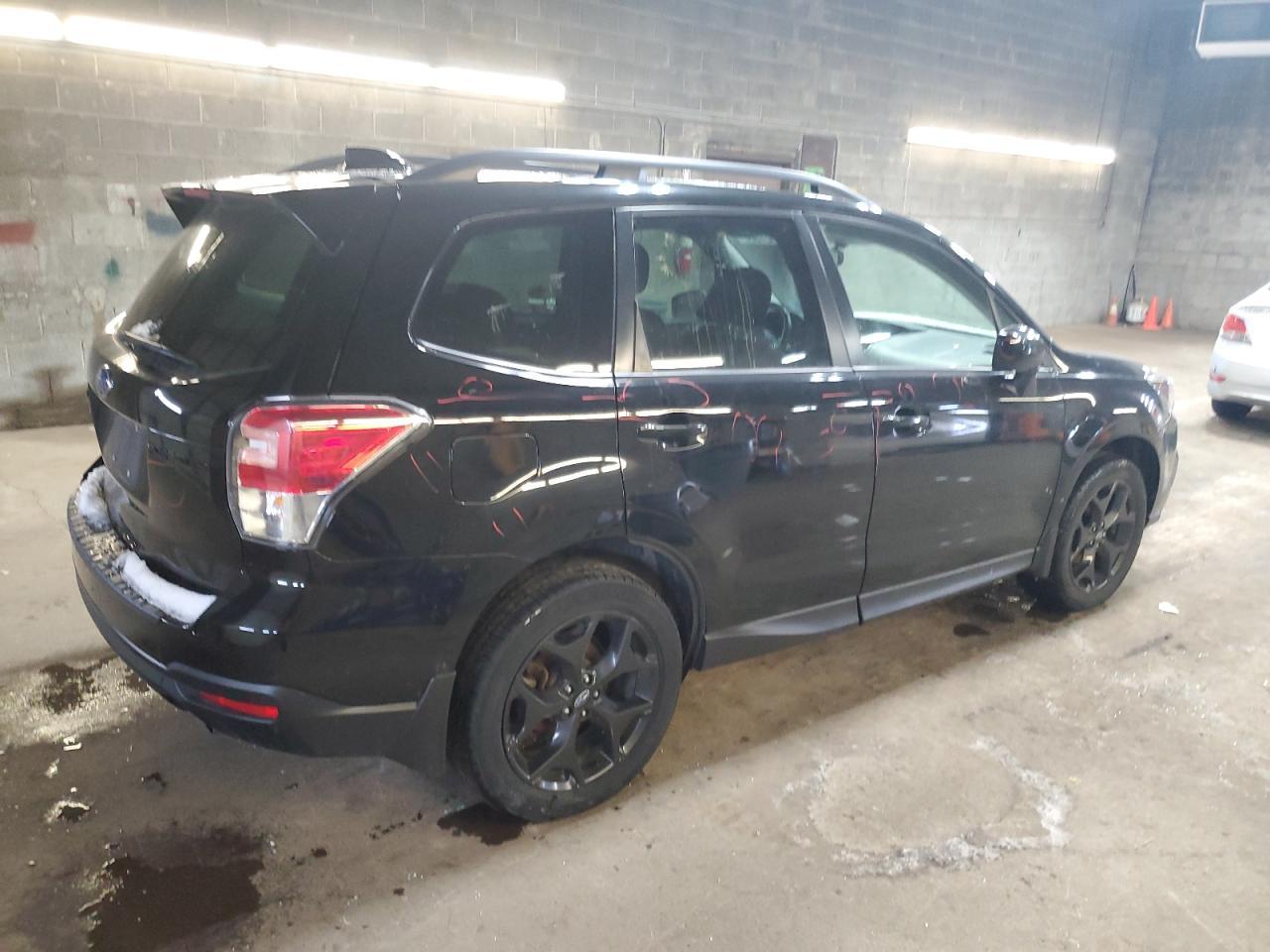 2018 SUBARU FORESTER