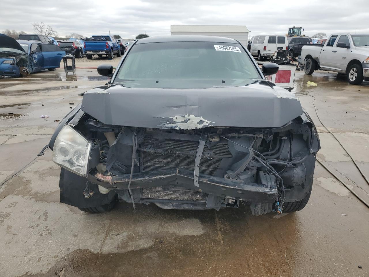 2005 DODGE MAGNUM