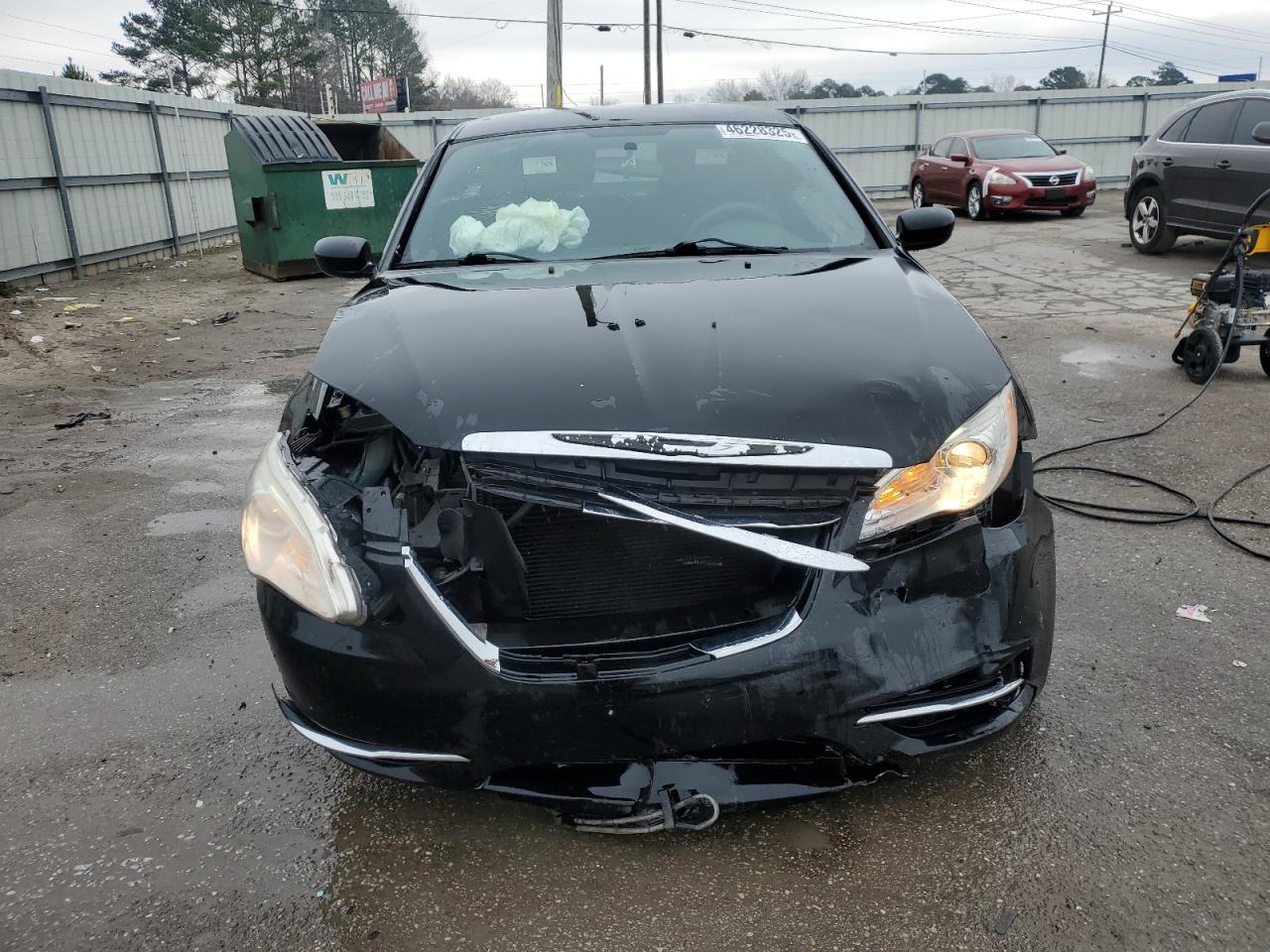 2012 CHRYSLER 200