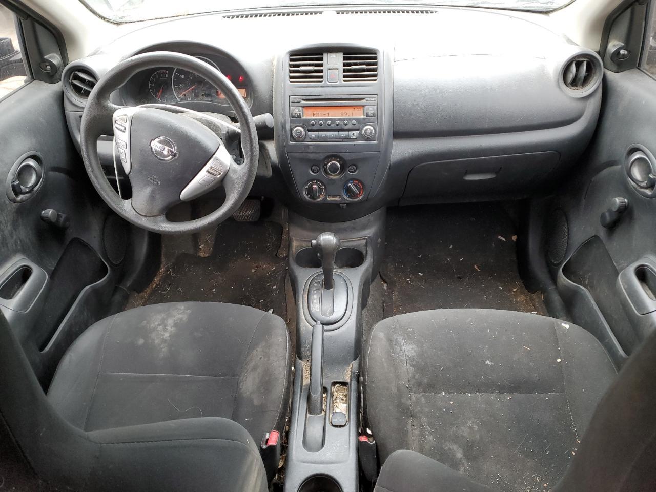 2015 NISSAN VERSA