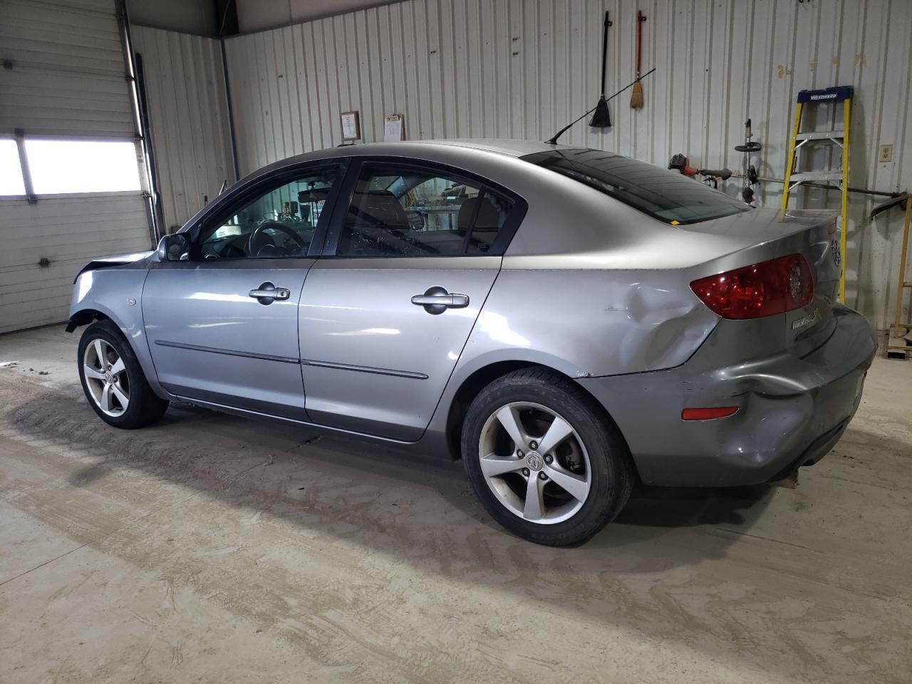 2006 MAZDA 3