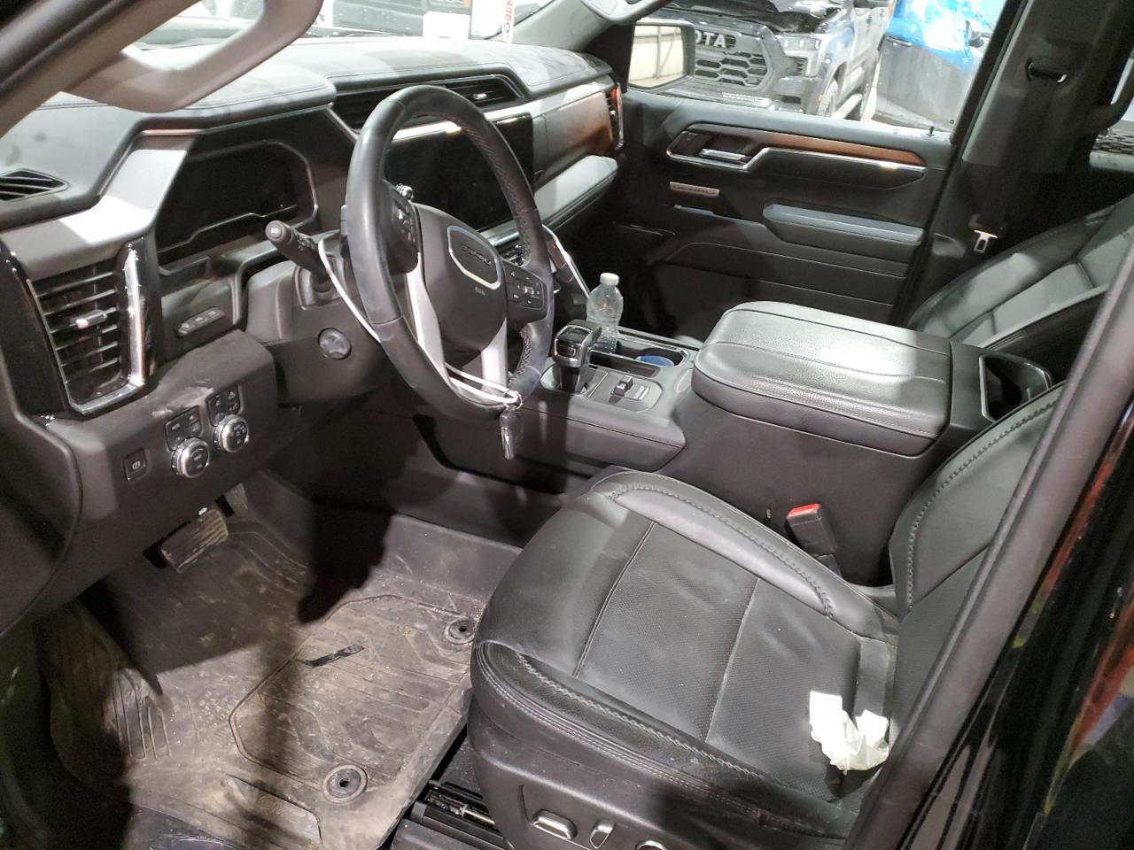 2024 GMC Sierra