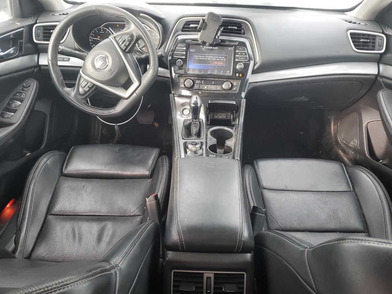 2017 NISSAN Maxima