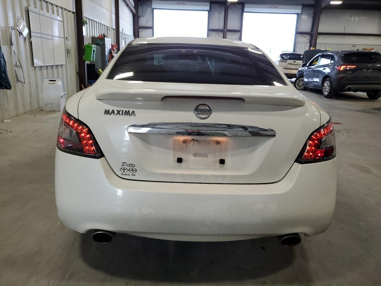2012 NISSAN Maxima
