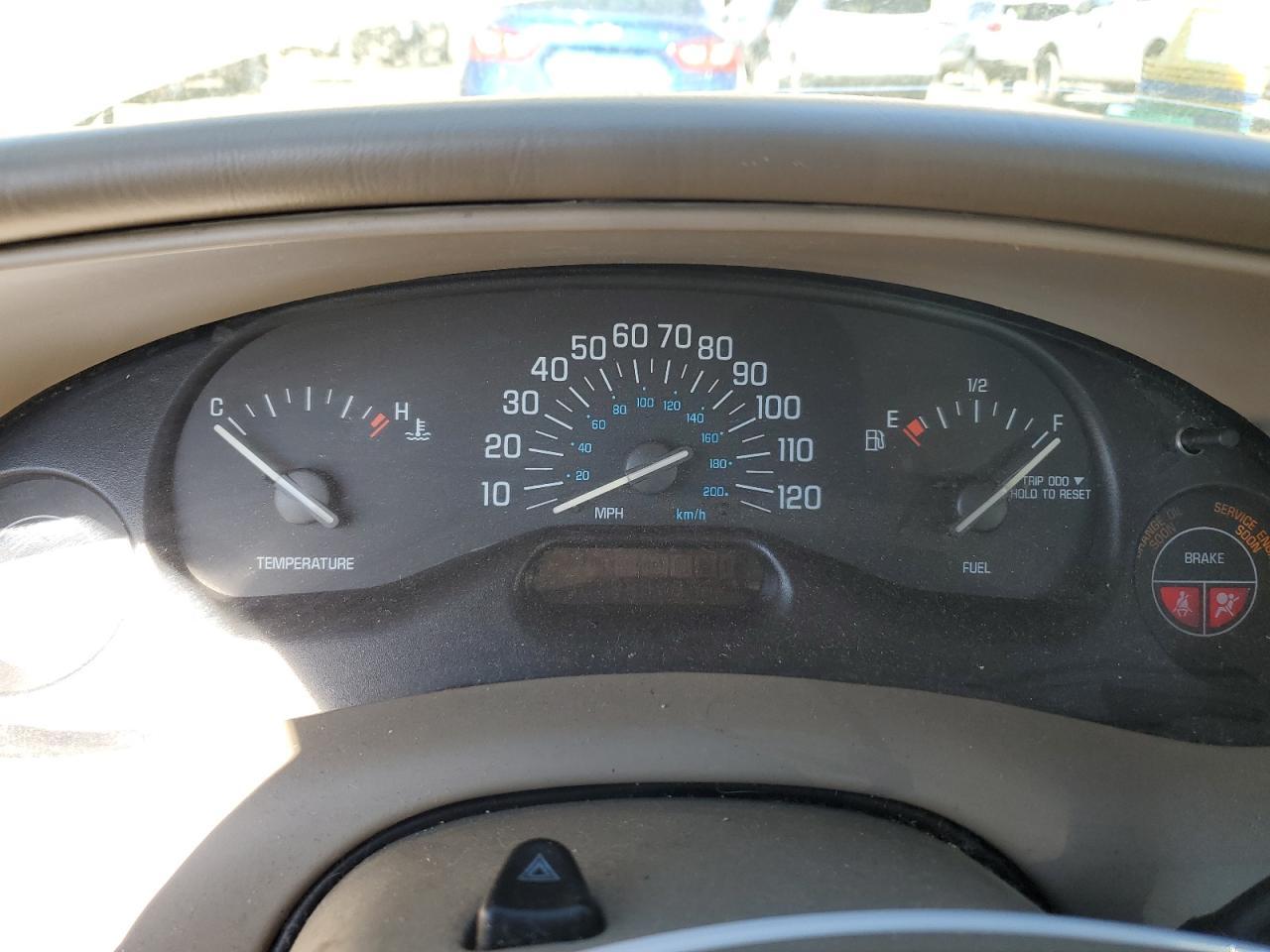 2004 BUICK Century