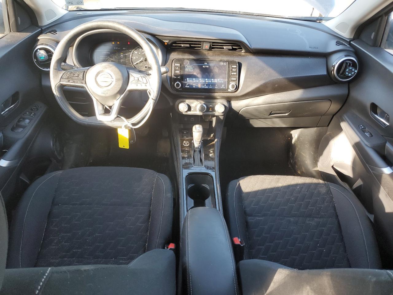 2024 NISSAN KICKS