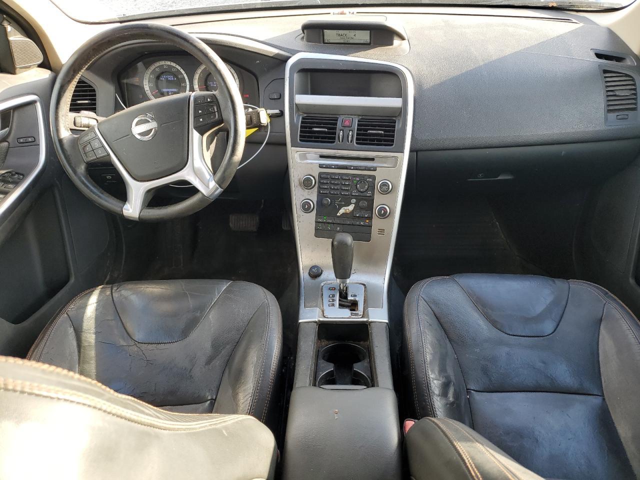 2011 VOLVO XC60