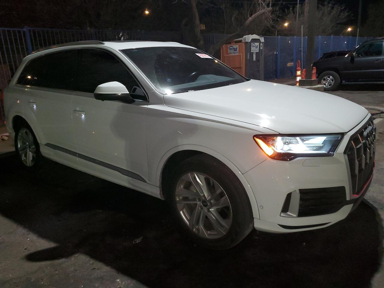 2021 AUDI Q7