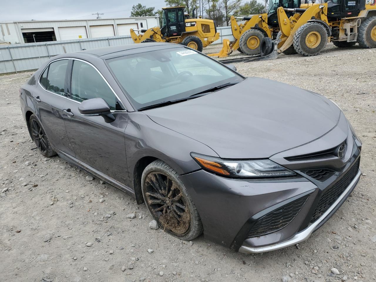 2023 TOYOTA CAMRY