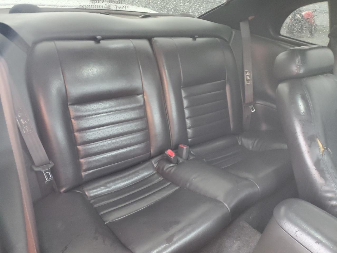 2001 FORD MUSTANG