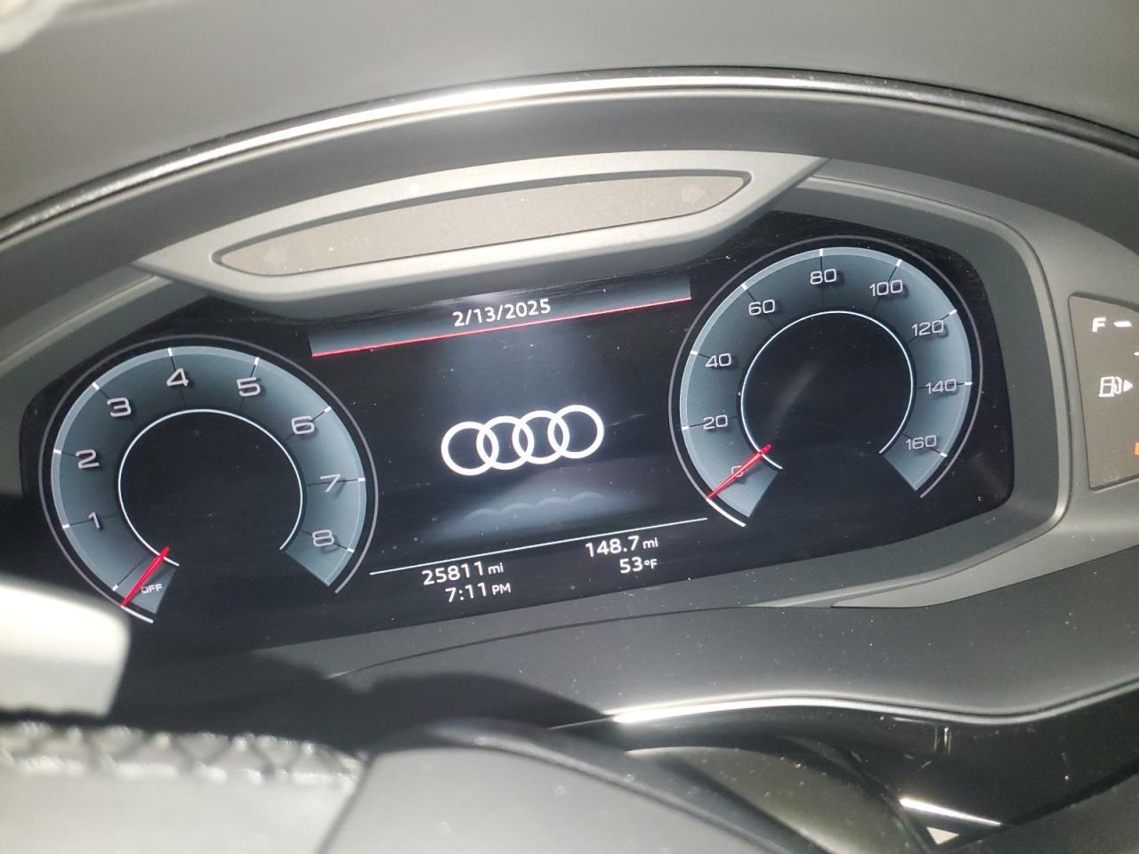 2021 AUDI Q8