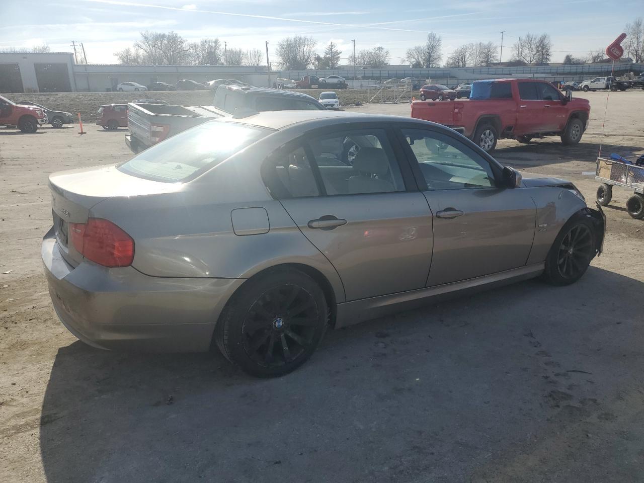 2011 BMW 3 SERIES