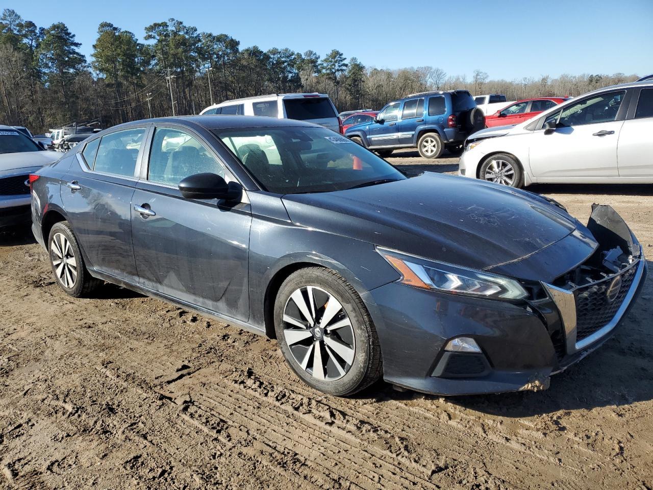 2022 NISSAN ALTIMA