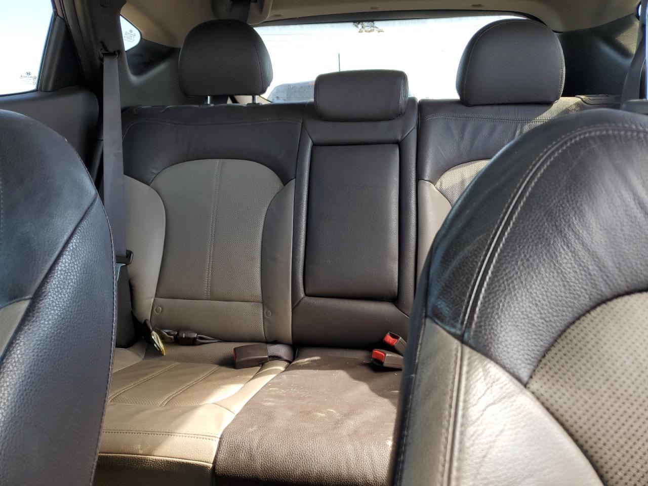 2011 HYUNDAI TUCSON