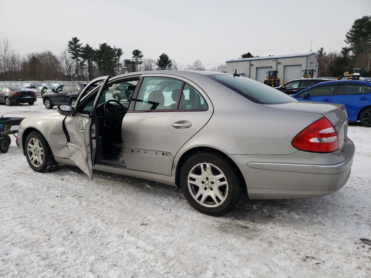 2004 MERCEDES-BENZ E-Class