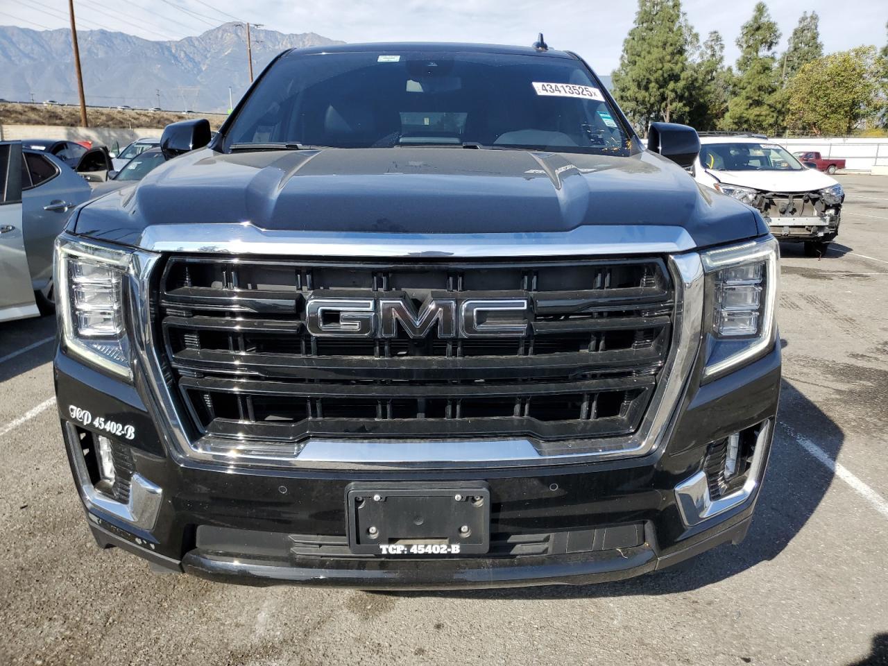 2023 GMC Yukon