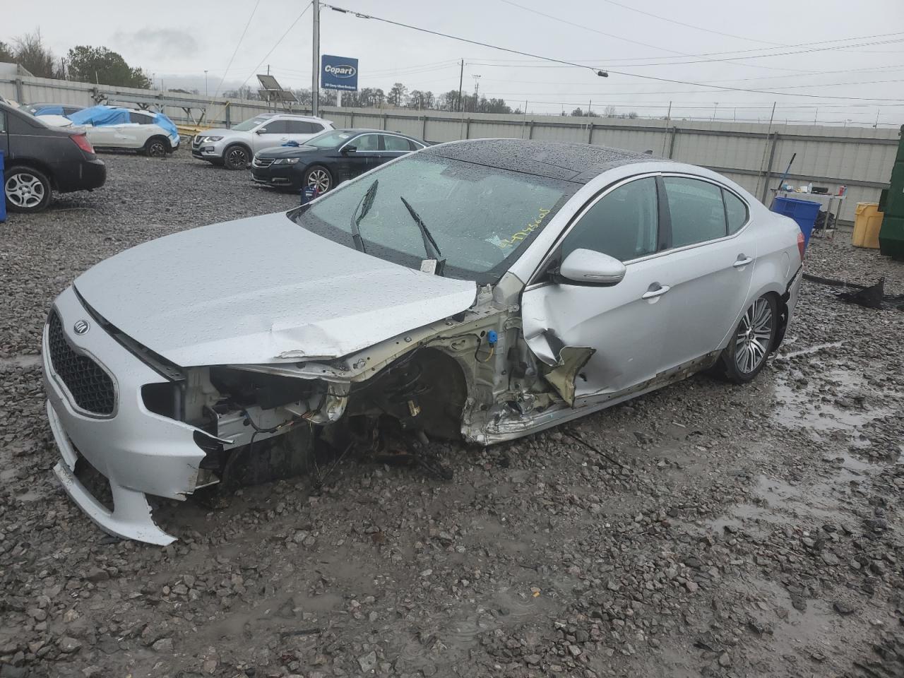 2016 KIA Cadenza
