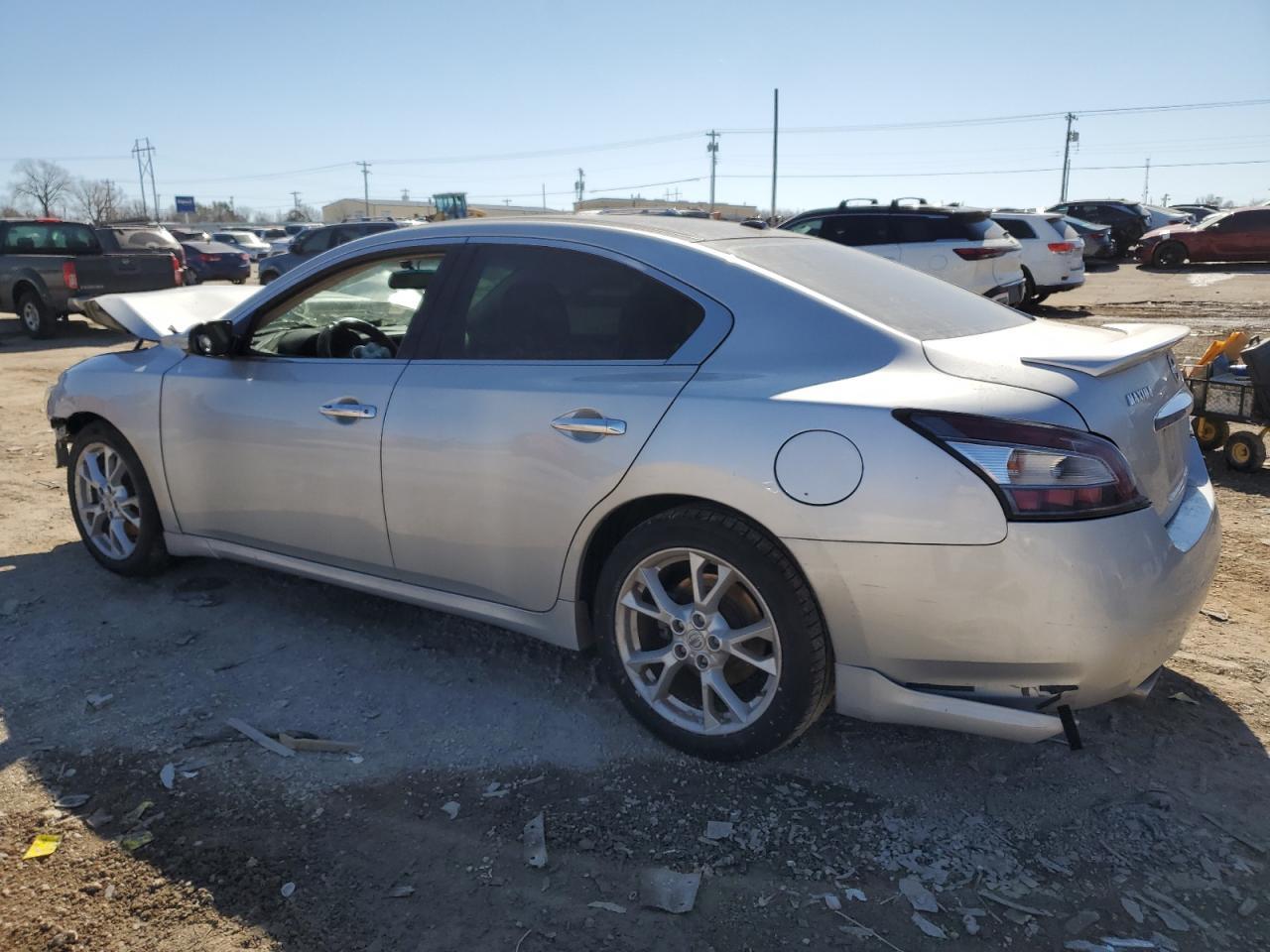2012 NISSAN Maxima