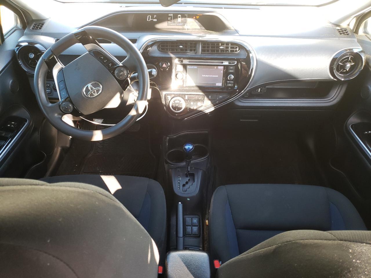 2018 TOYOTA PRIUS
