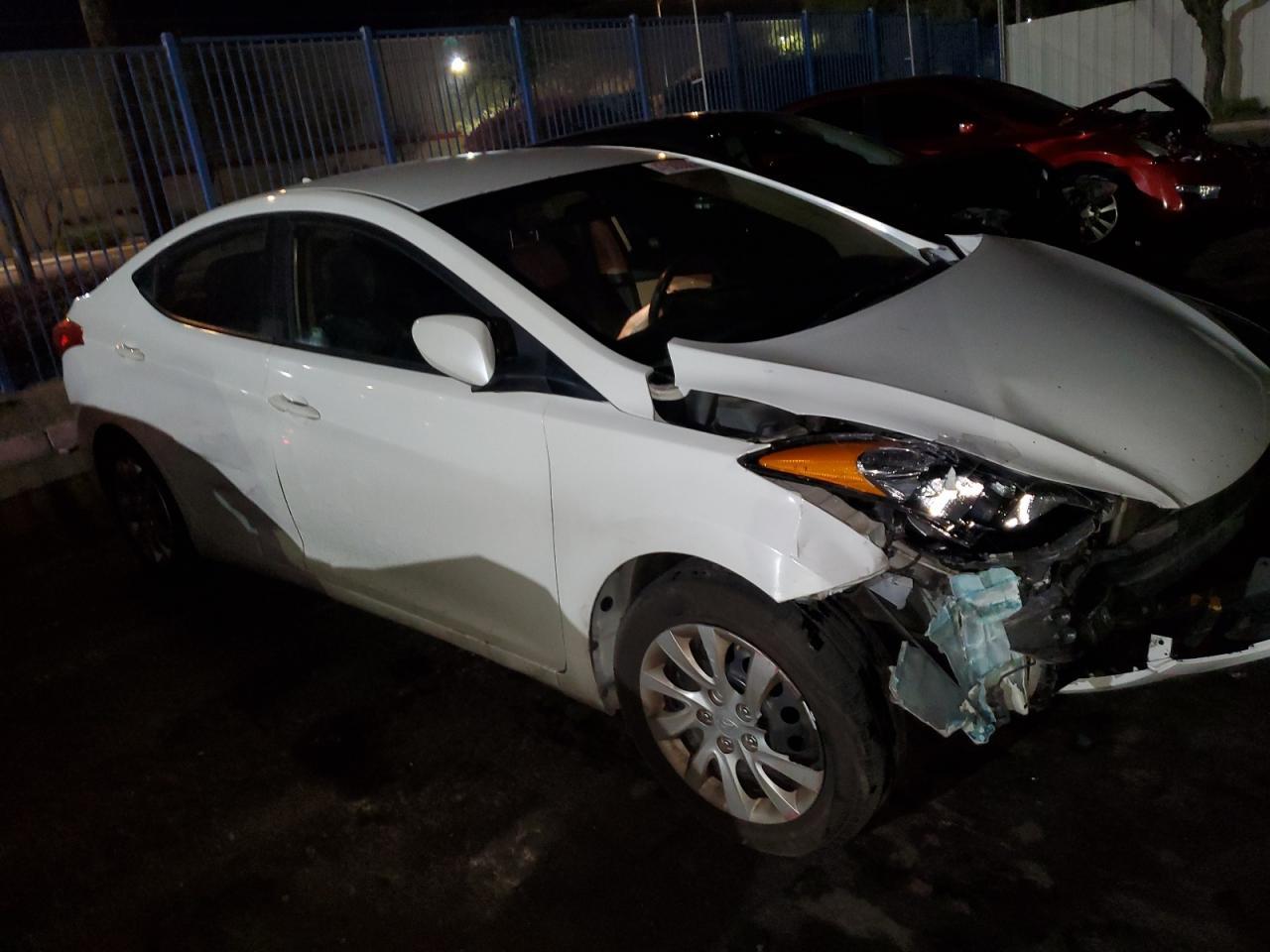 2011 HYUNDAI ELANTRA